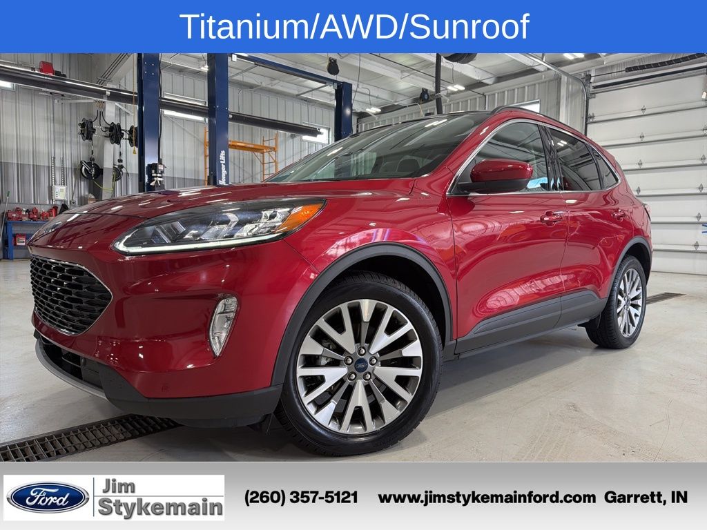 2022 Ford Escape Titanium AWD's photo