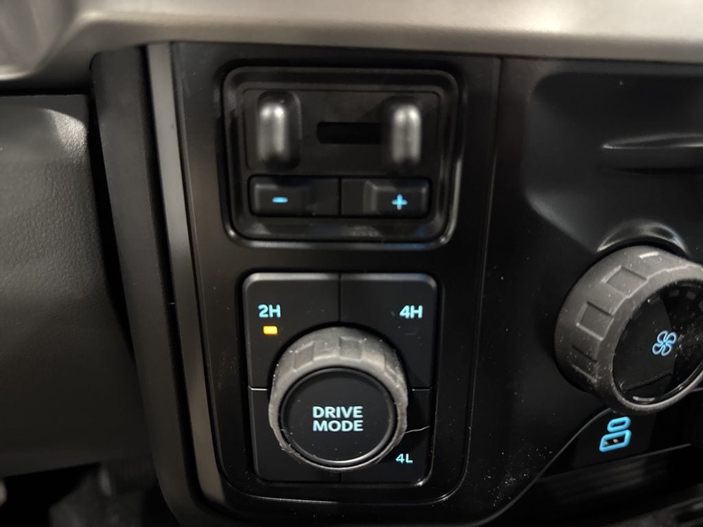 2025 Ford F-250 Super Duty XL - Photo 22