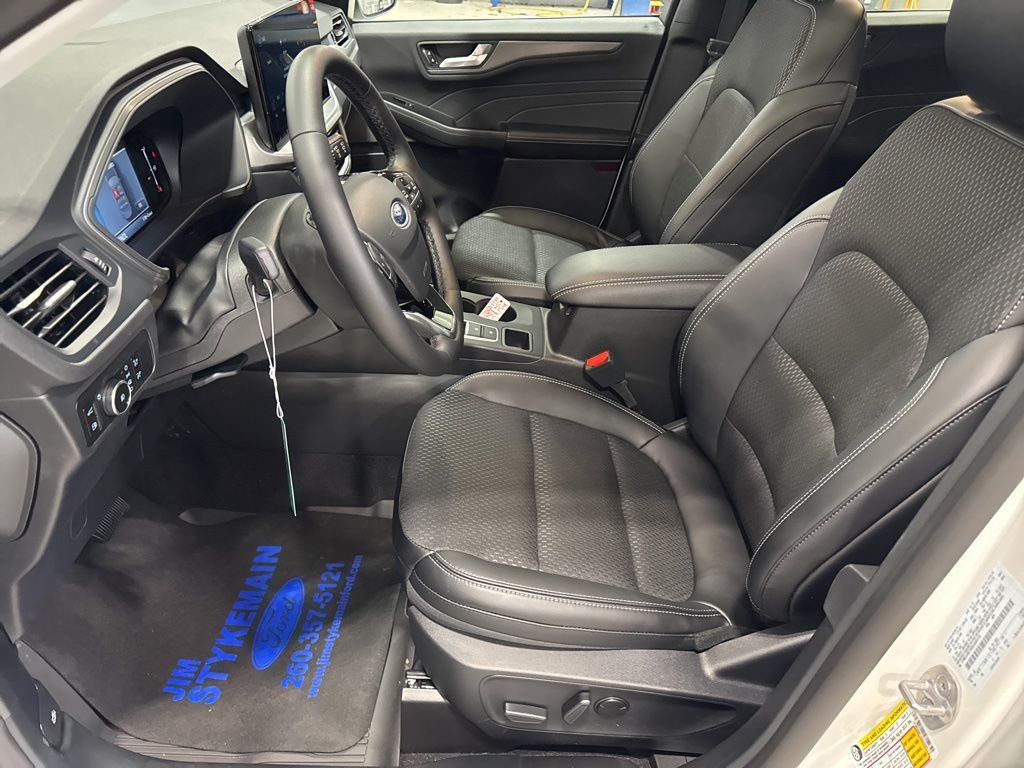 2025 Ford Escape Plug-in hybrid PHEV - Photo 18