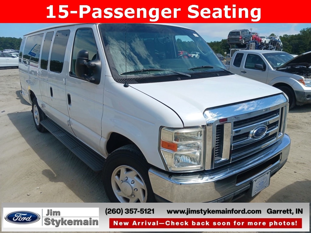 2013 Ford E-350SD XLT