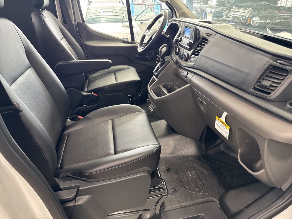 2025 Ford Transit Van Base - Photo 13