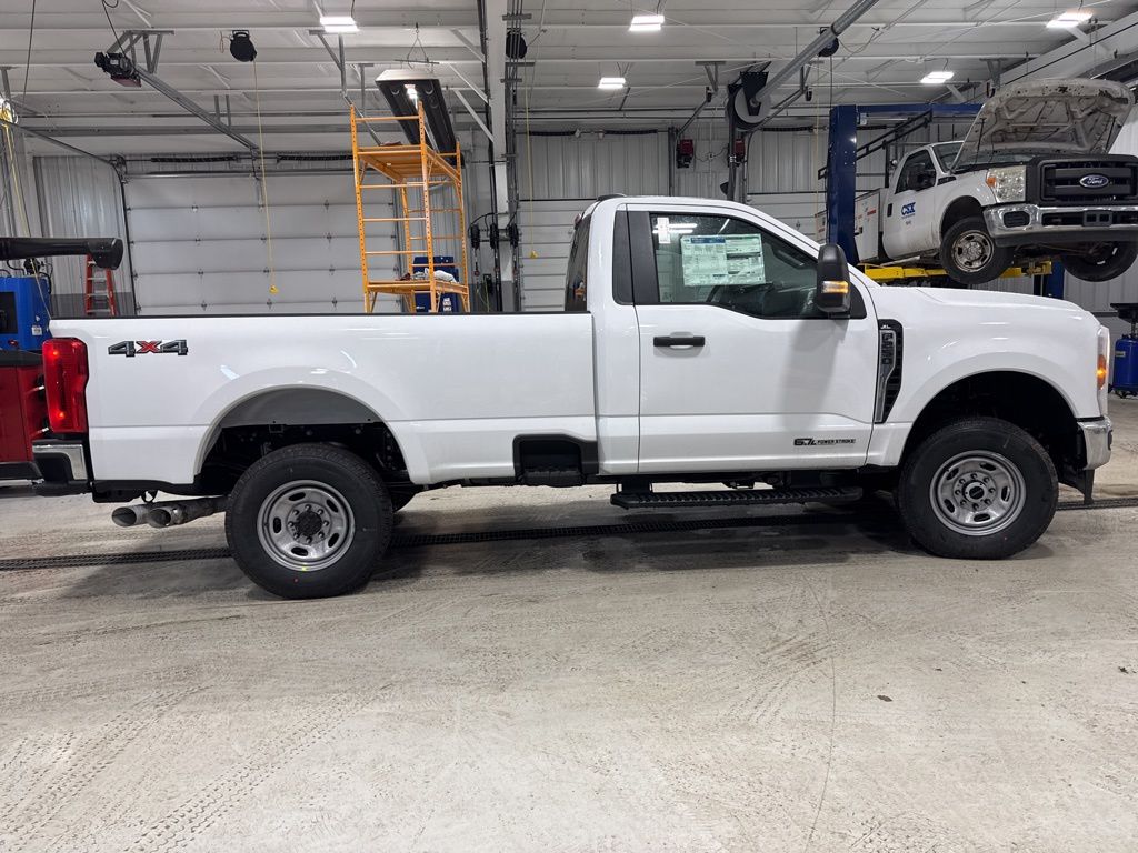 2025 Ford F-250 Super Duty XL - Photo 11