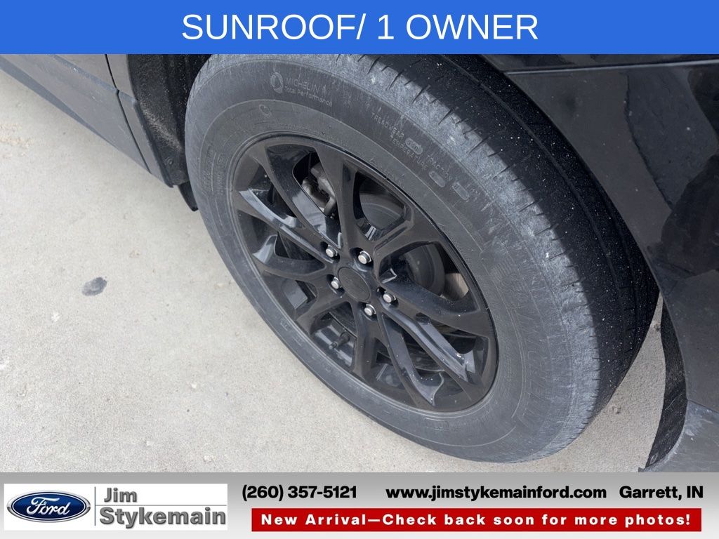 Used 2020 Chevrolet Equinox LT with VIN 2GNAXKEV5L6238560 for sale in Garrett, IN