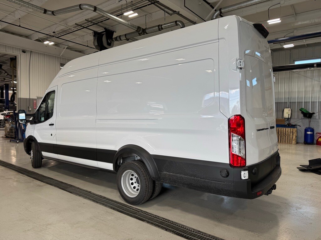 2026 Ford Transit photo 2
