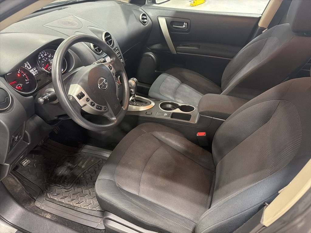 Used 2015 Nissan Rogue Select S with VIN JN8AS5MV2FW756084 for sale in Garrett, IN