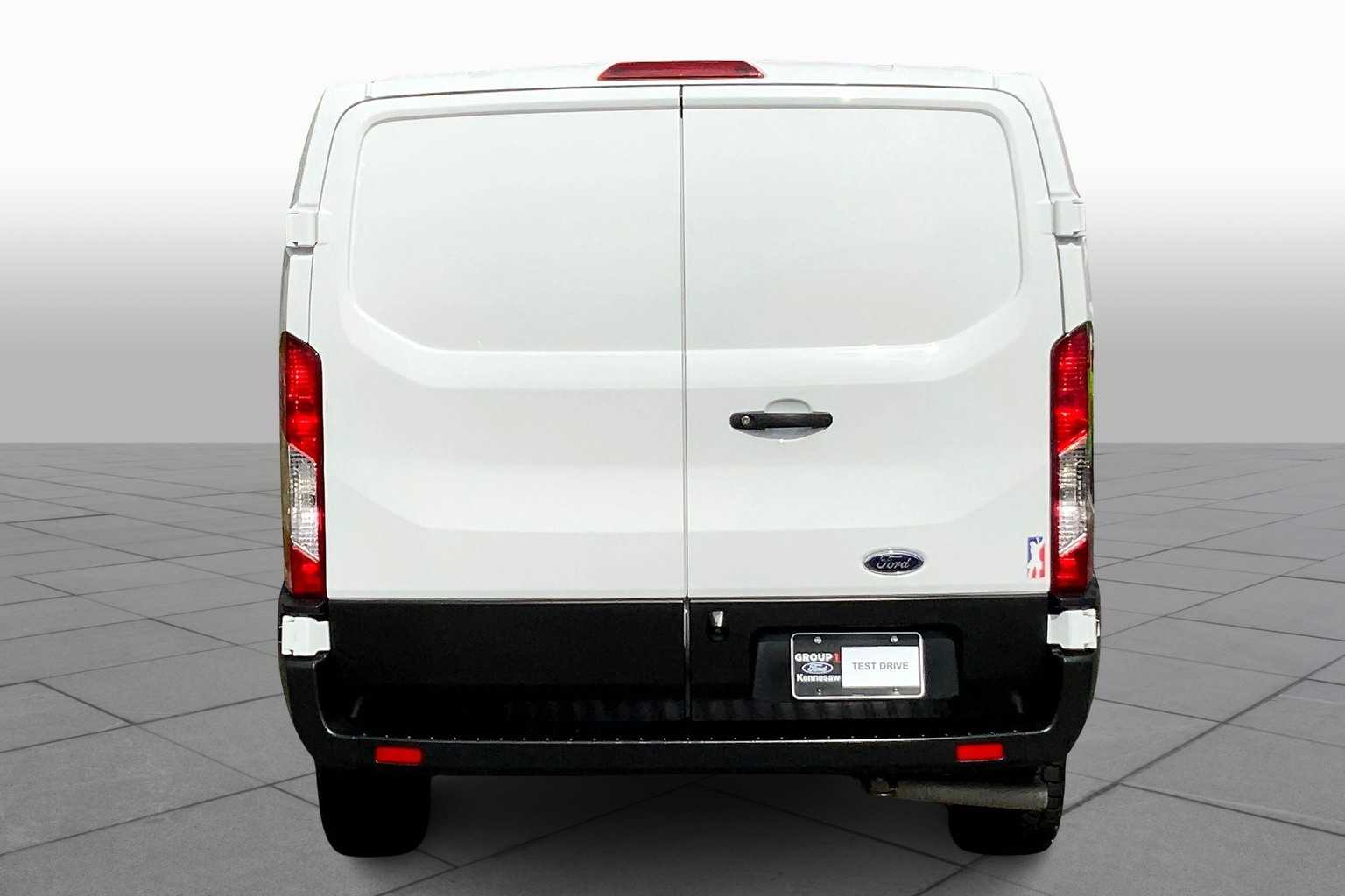 2023 Ford Transit Van photo 4