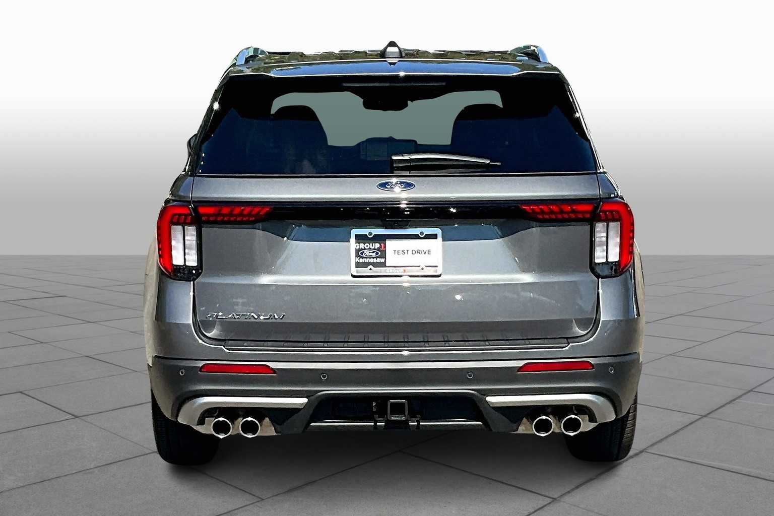 2025 Ford Explorer Platinum photo 3