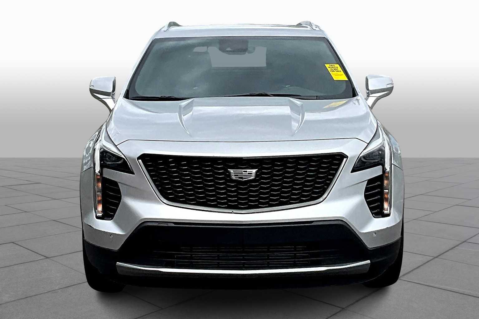 2021 Cadillac XT4 Premium Luxury photo 2