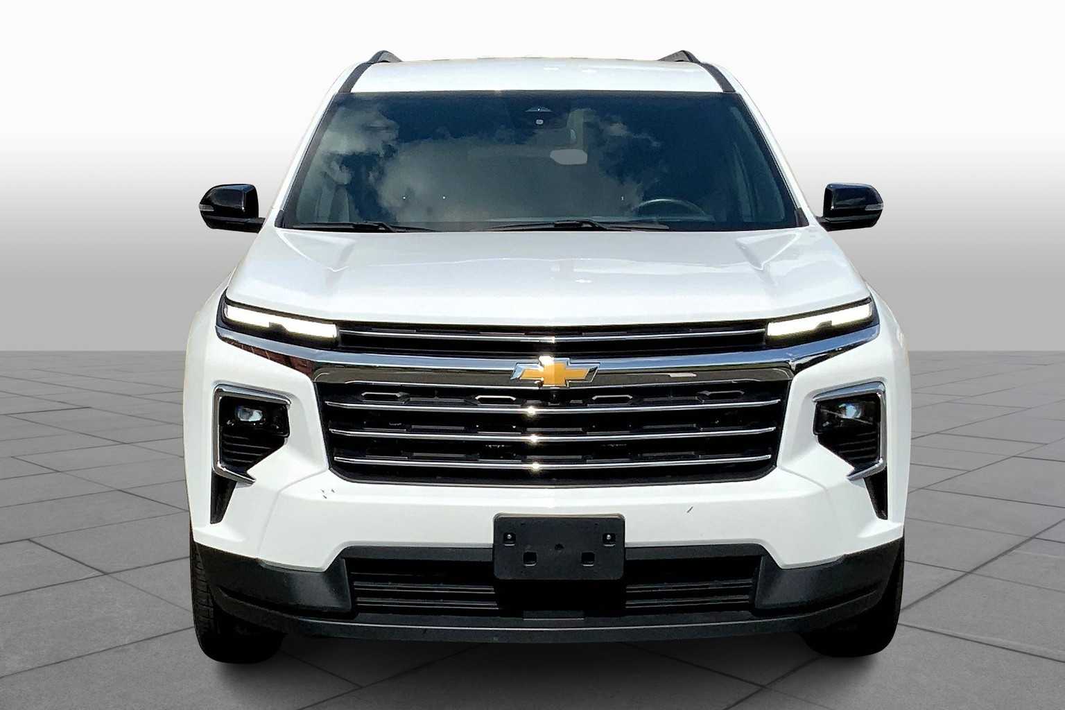 2024 Chevrolet Traverse photo 3
