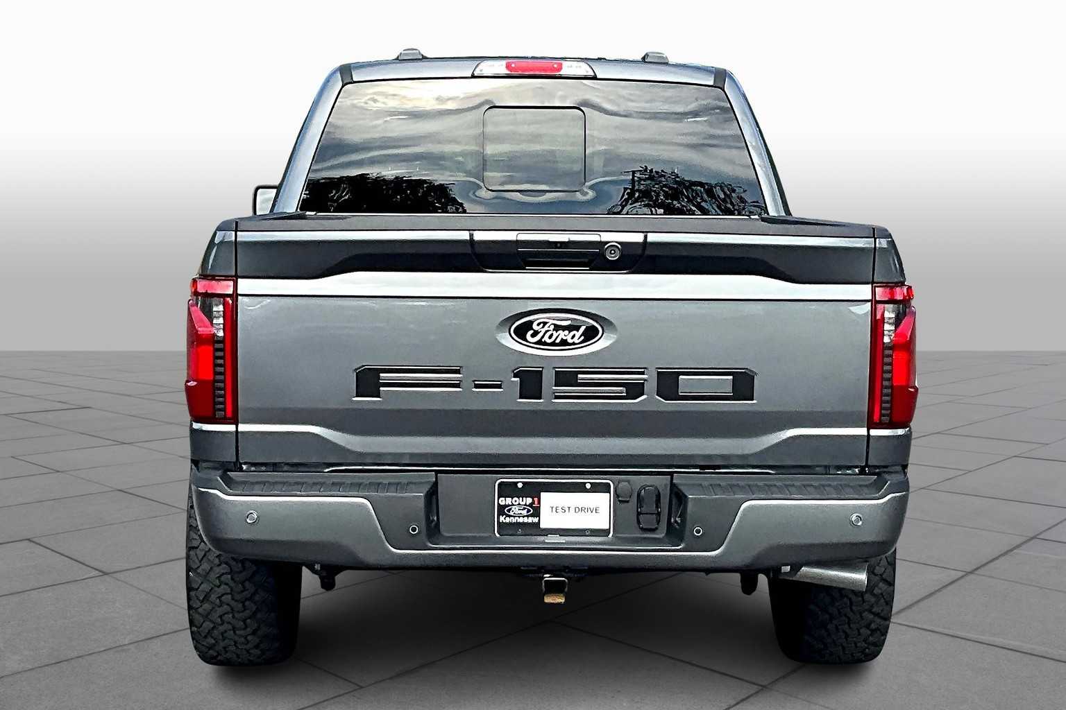 2025 Ford F-150 XLT photo 3