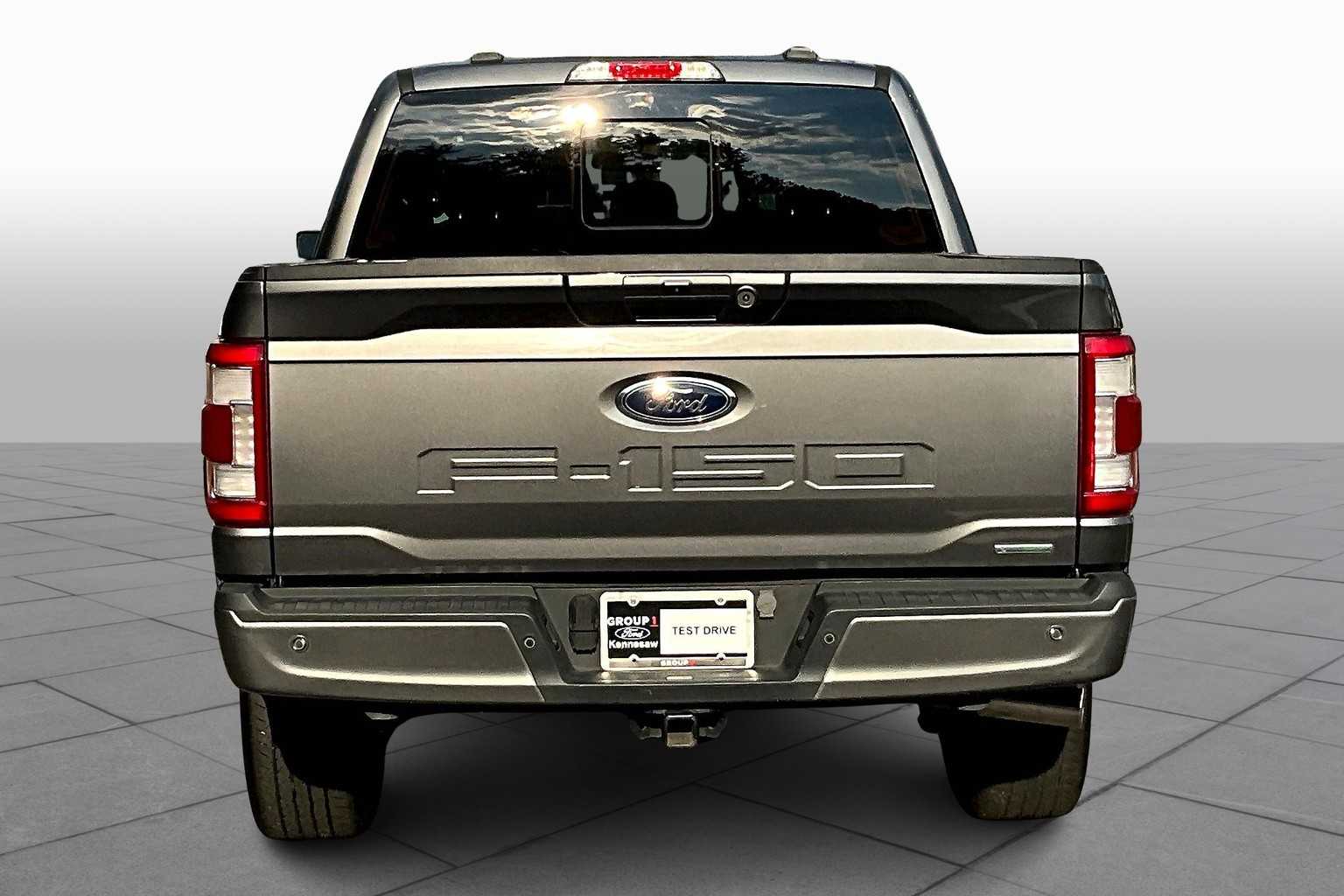 2023 Ford F-150 Lariat photo 3