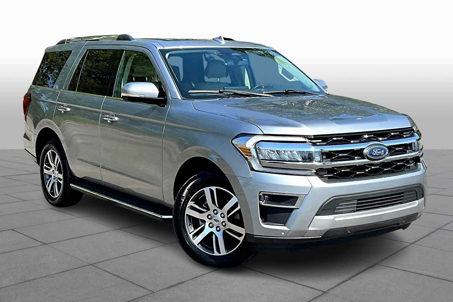 2023 Ford Expedition Limited photo 2