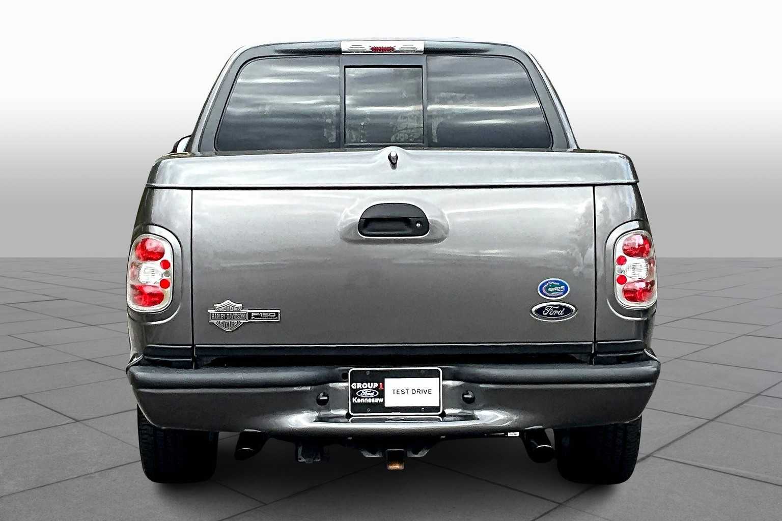 2002 Ford F-150 photo 3