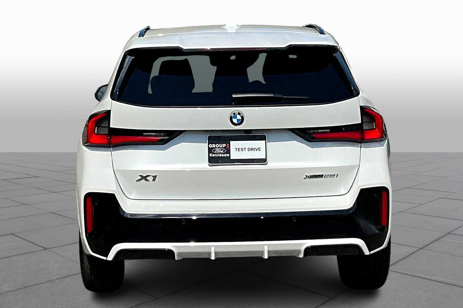 2025 Bmw X1 XDrive28i photo 3
