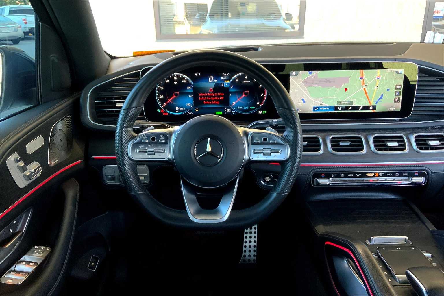 2022 Mercedes Benz GLS 450 4MATIC photo 4