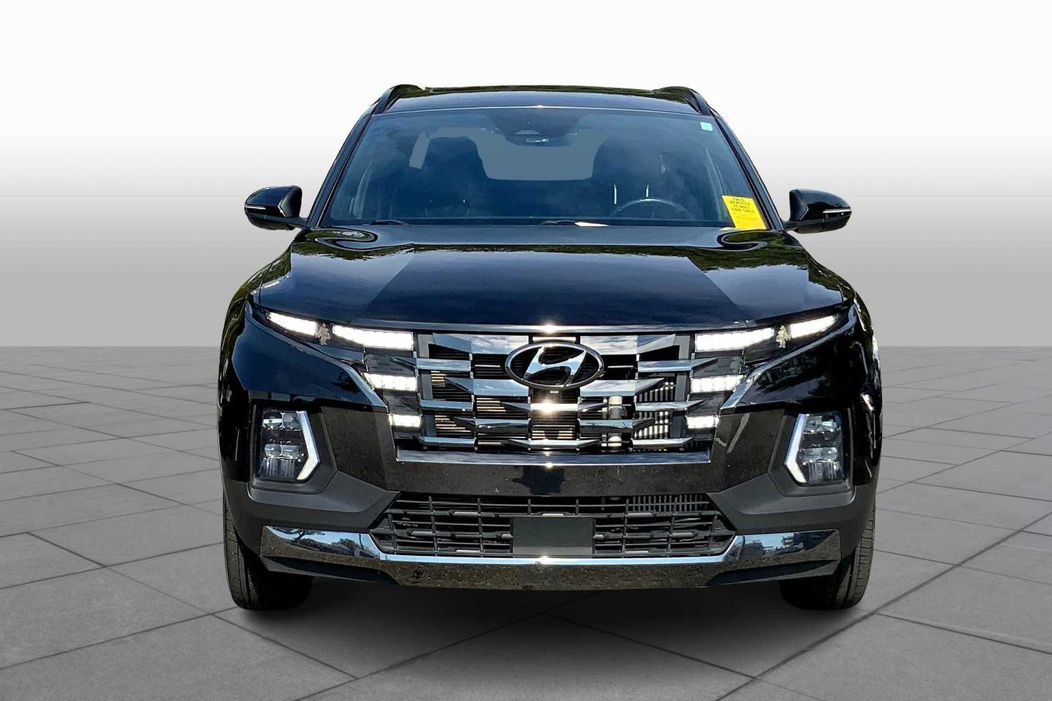 2022 Hyundai Santa Cruz Limited photo 3