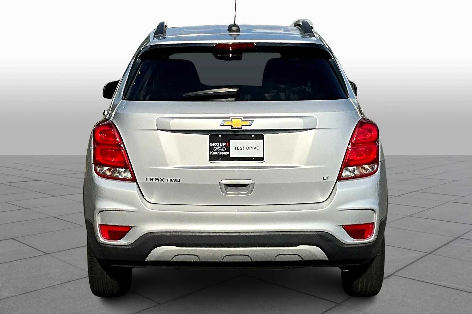 2017 Chevrolet Trax LT photo 3