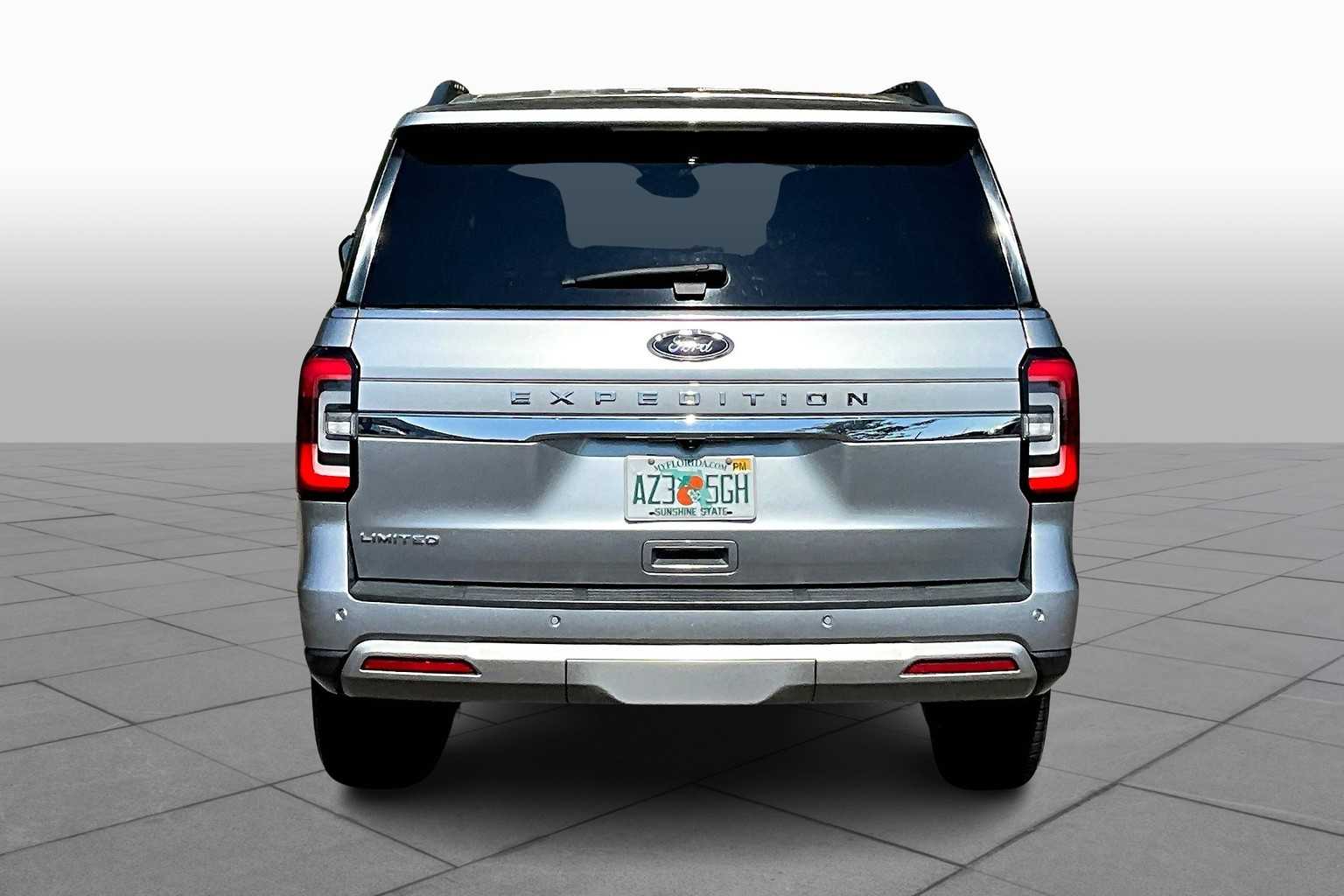 2023 Ford Expedition Limited photo 4