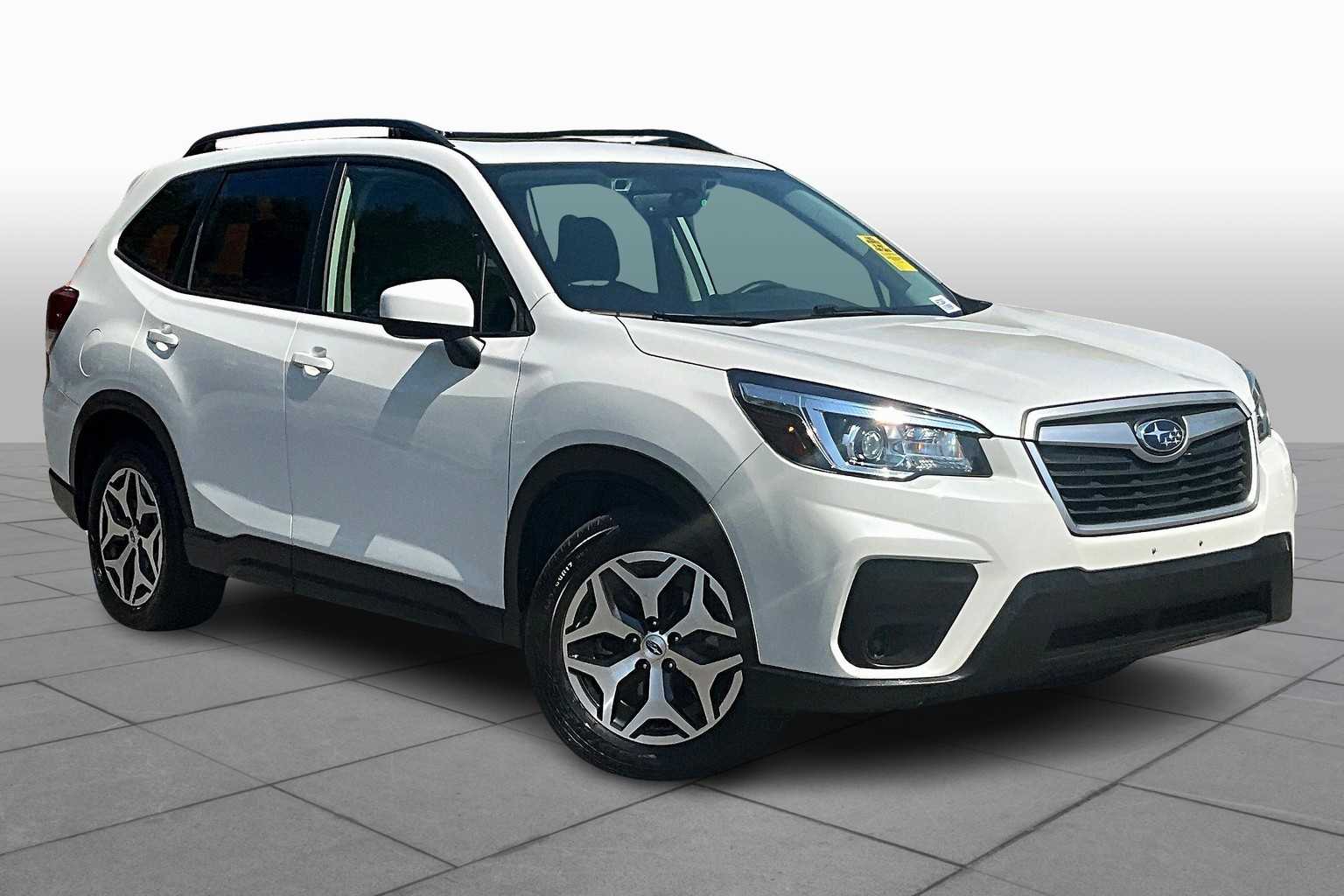 2020 Subaru Forester Premium photo 2