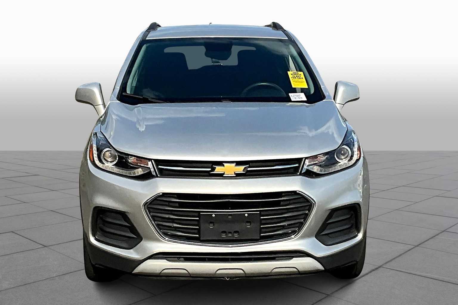 2017 Chevrolet Trax LT photo 2