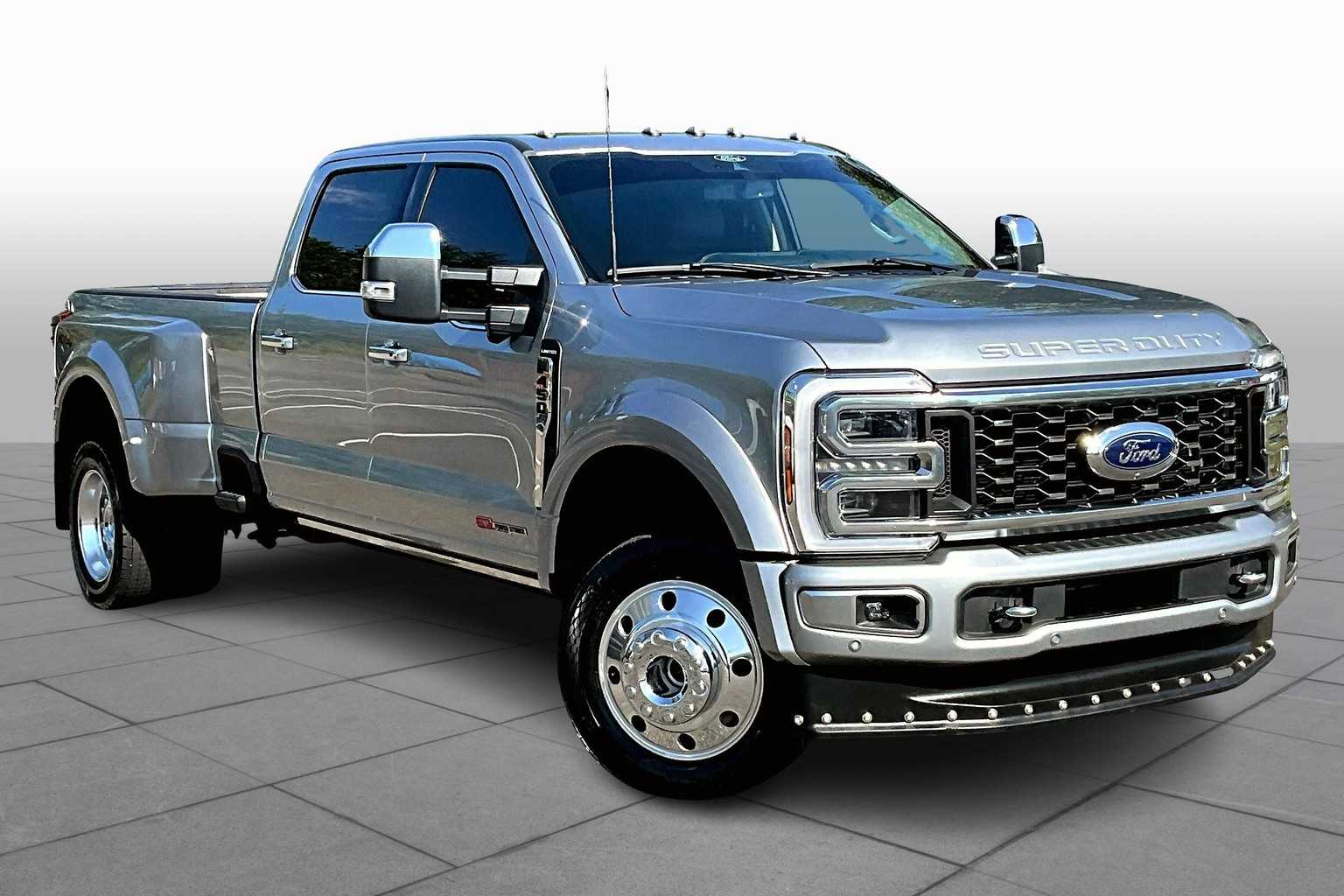 2024 Ford F-450 Limited photo 2