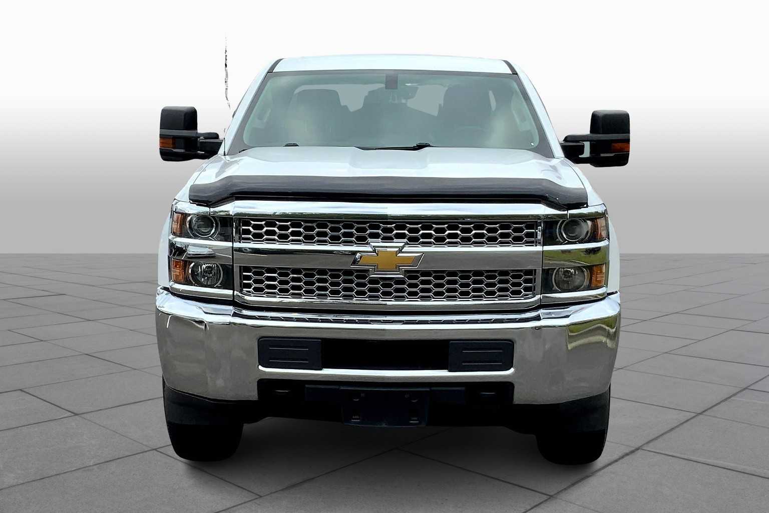 2019 Chevrolet Silverado 2500HD Work Truck photo 2