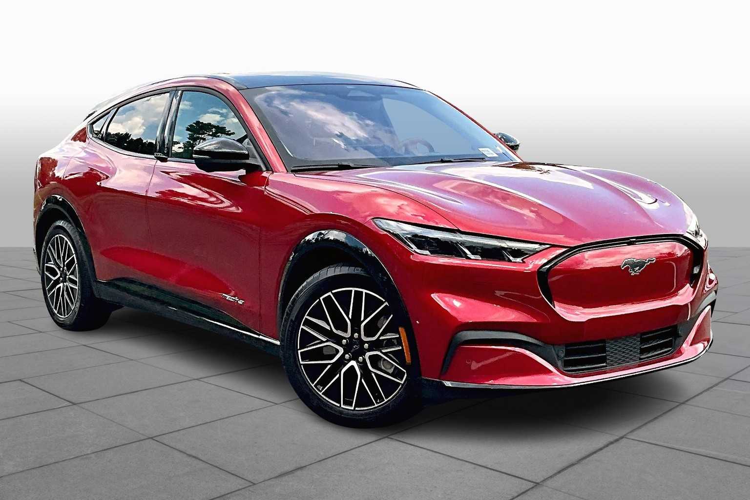 2024 Ford Mustang Mach-E Premium photo 2