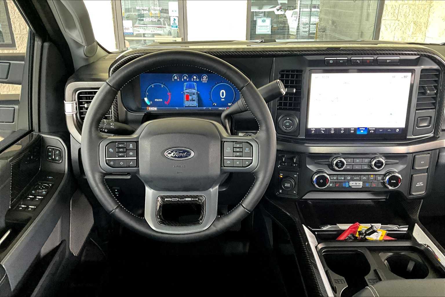 2024 Ford F-250 Lariat photo 4