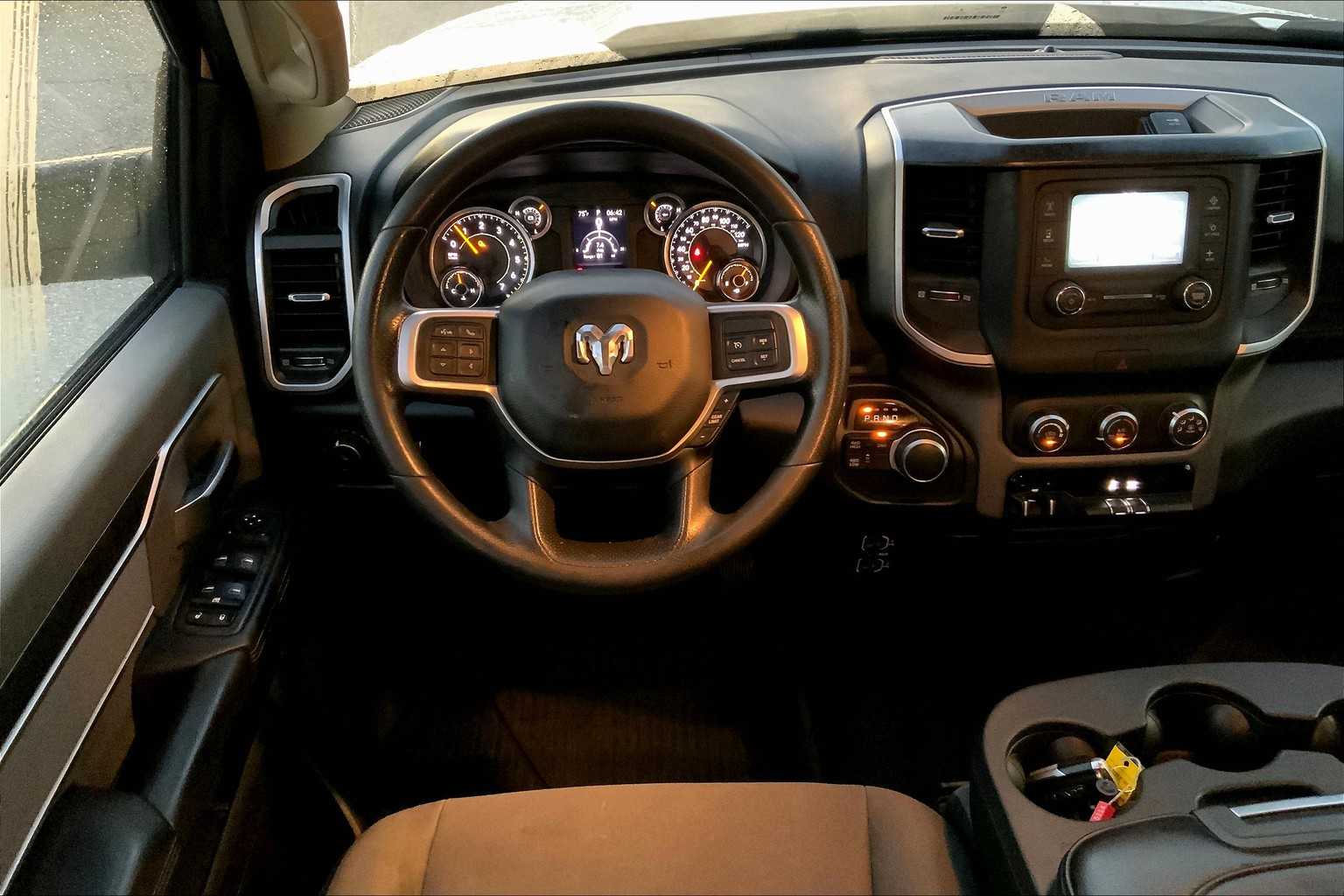 2019 Ram 3500 Big Horn photo 4