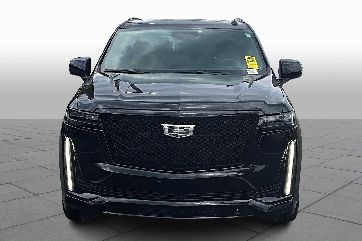 2023 Cadillac Escalade ESV Sport photo 2