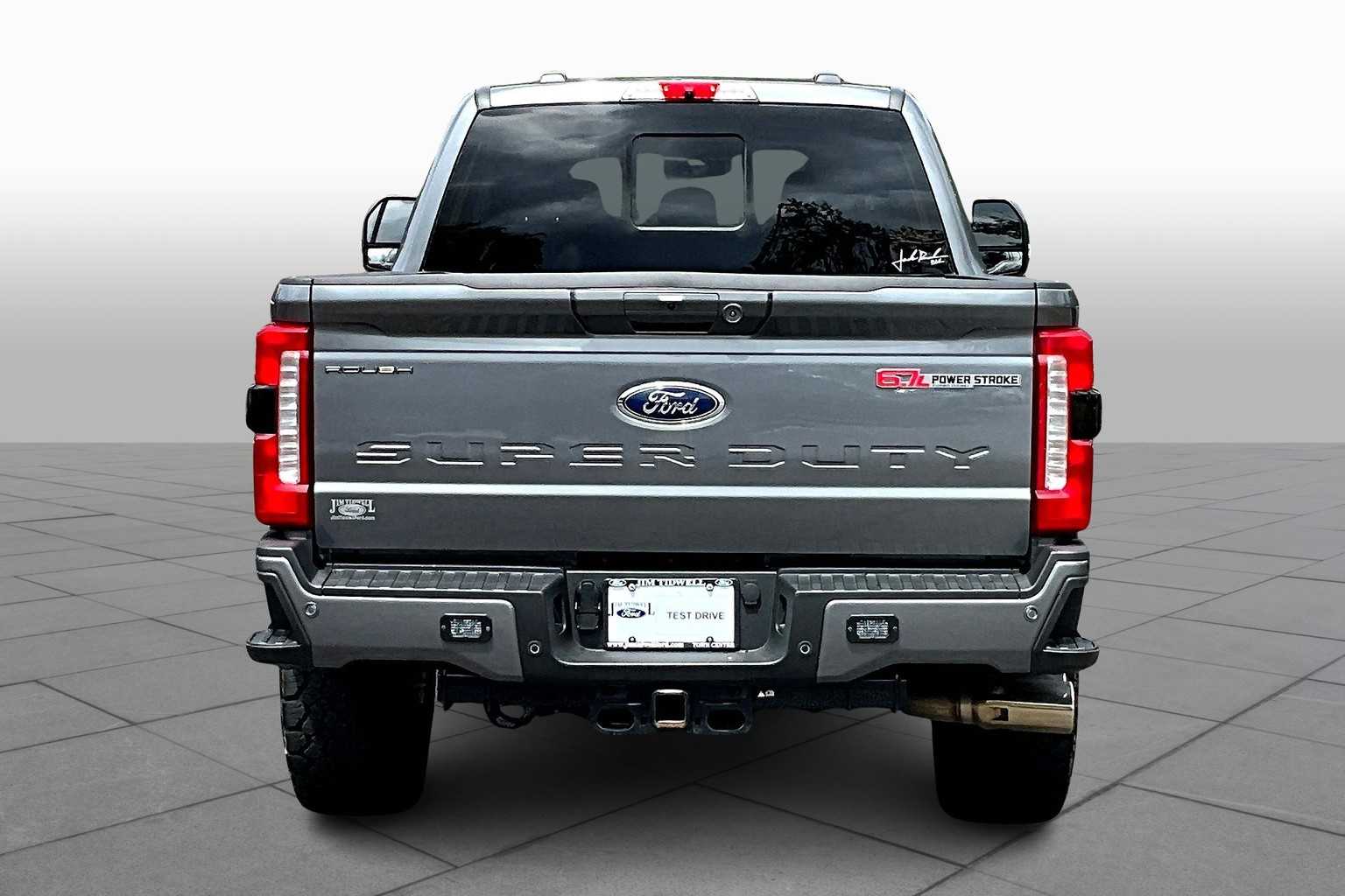 2024 Ford F-250 Lariat photo 3