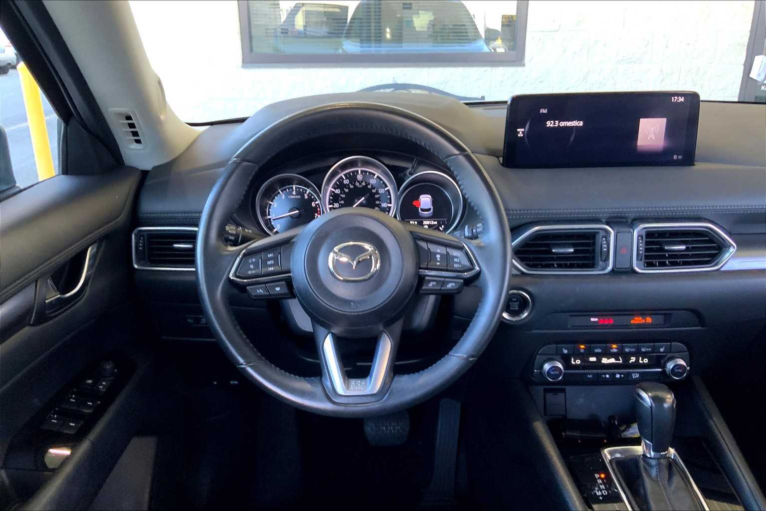 2023 Mazda CX-5 2.5 Select photo 4