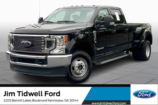 2022 Ford F-350 Super Duty XLT's photo