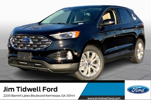 2022 Ford Edge Titanium's photo