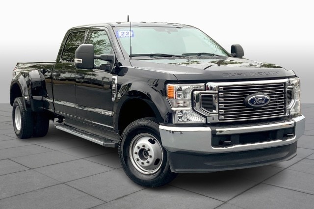 Used 2022 Ford F-350 Super Duty XLT with VIN 1FT8W3DT2NED58959 for sale in Houston, TX