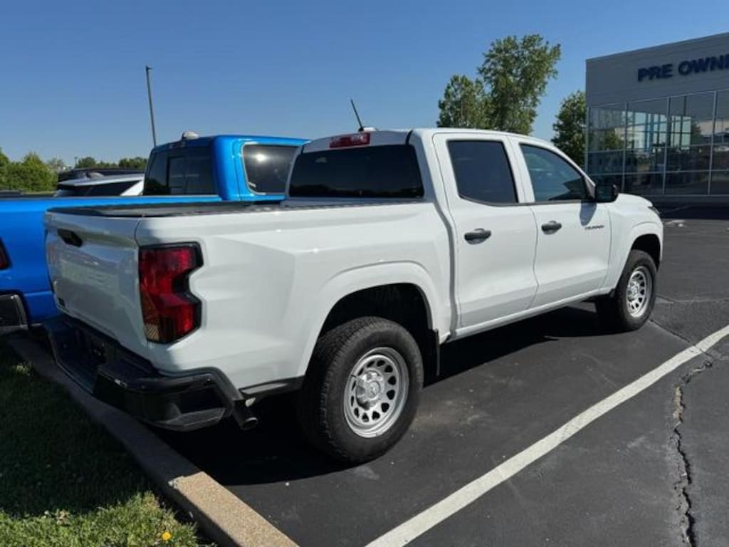 Used 2024 Chevrolet Colorado 2WD Work Truck Crew Cab Pickup