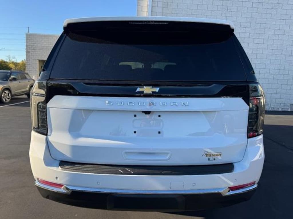 New 2026 Chevrolet Suburban LT SUV