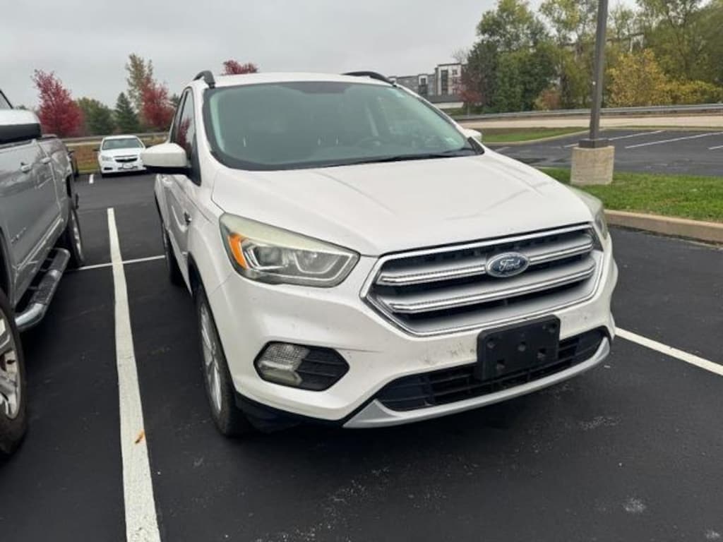 Used 2017 Ford Escape SE Sport Utility