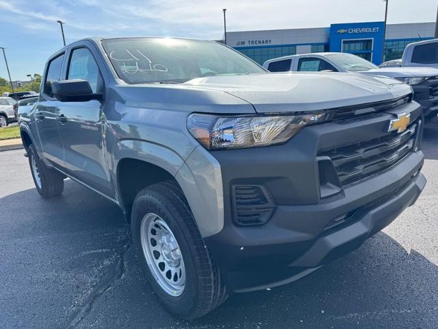 2026 Chevrolet Colorado Work Truck photo 2