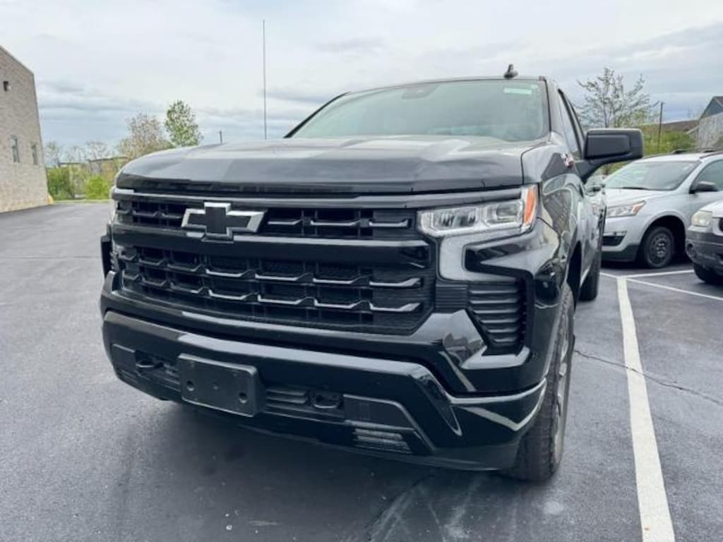 Used 2025 Chevrolet Silverado 1500 RST Crew Cab Pickup