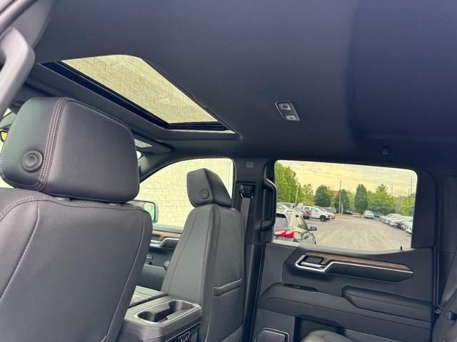 2026 Chevrolet Silverado 1500 High Country - Photo 10