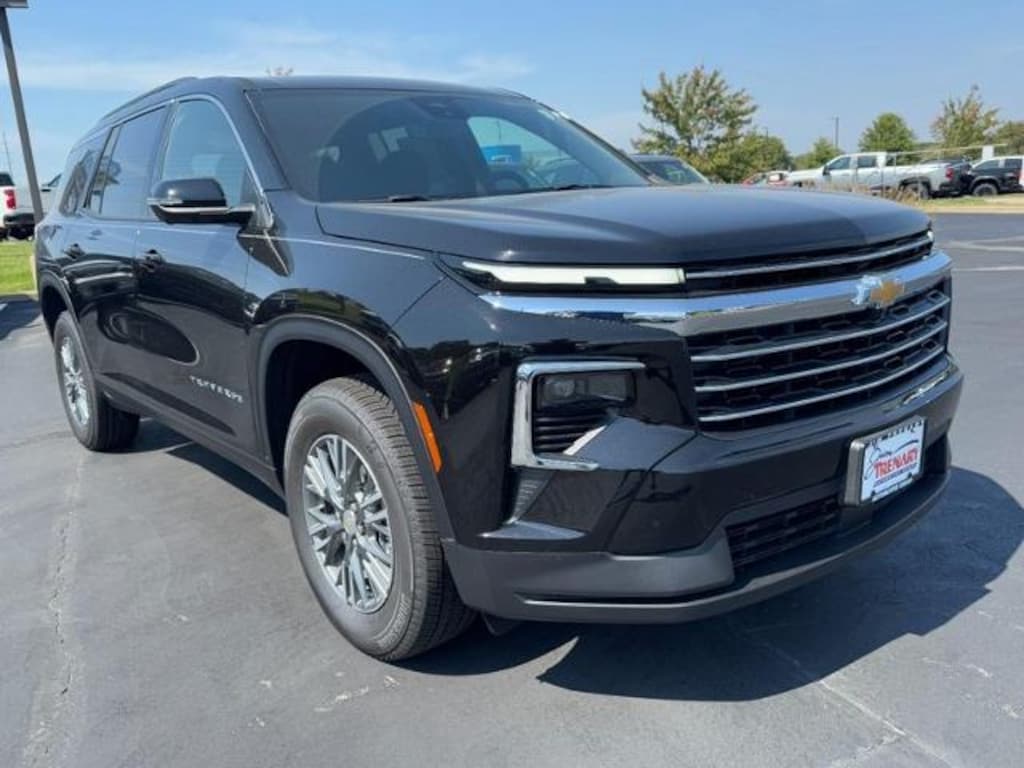 New 2026 Chevrolet Traverse FWD LT SUV