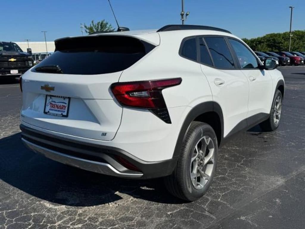 New 2026 Chevrolet Trax LT SUV