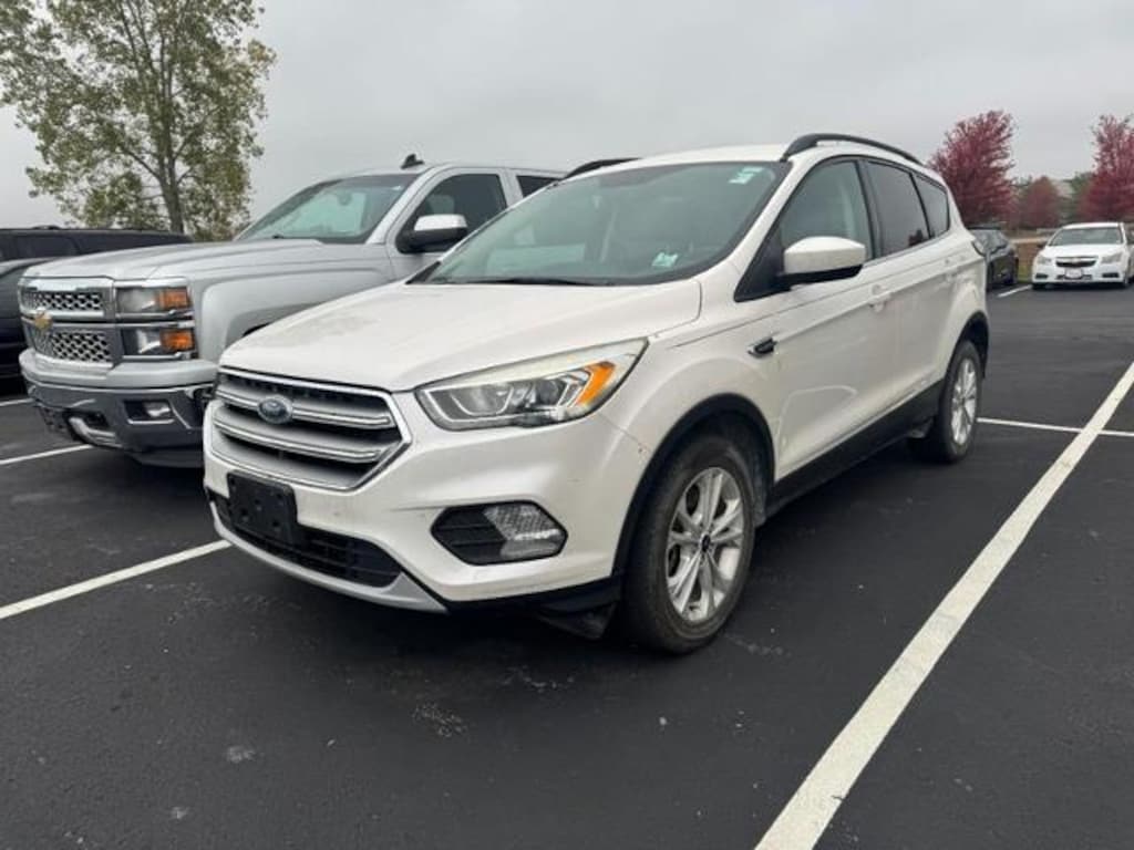 Used 2017 Ford Escape SE Sport Utility