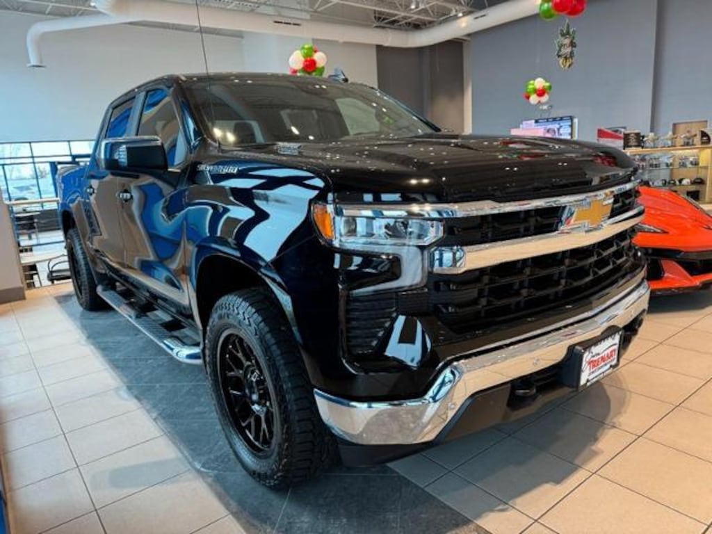 New 2025 Chevrolet Silverado 1500 LT Truck