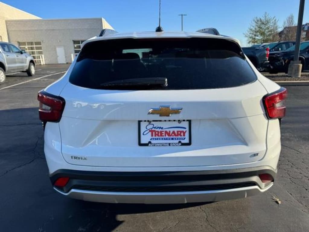 New 2026 Chevrolet Trax LT SUV