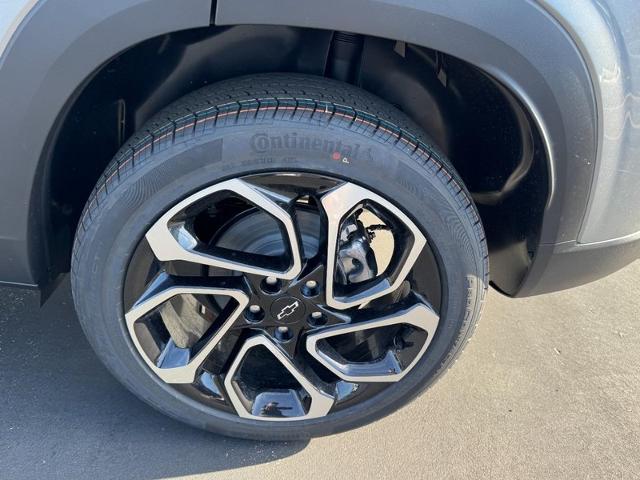 2026 Chevrolet Trax RS - Photo 6