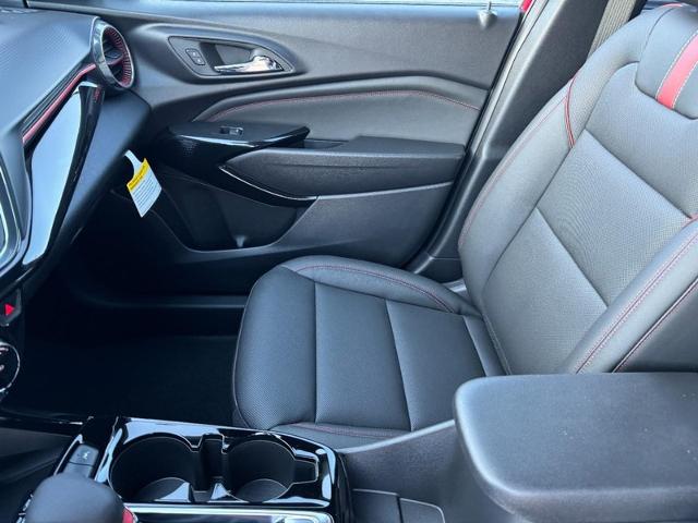 2026 Chevrolet Trax RS - Photo 8