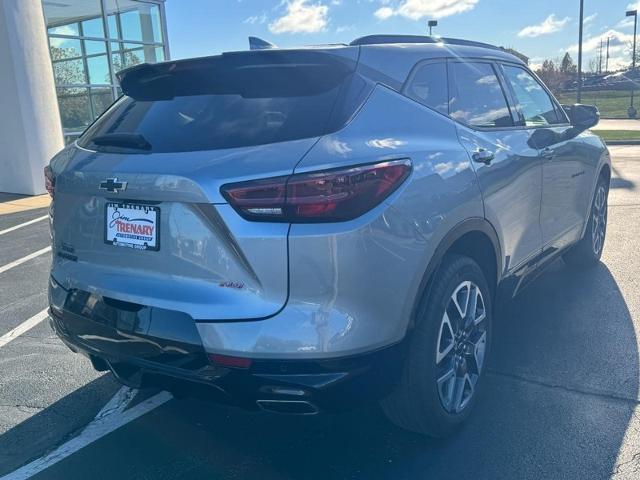 2025 Chevrolet Blazer RS photo 3