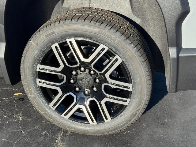 2026 Chevrolet Silverado EV Work Truck - Photo 6